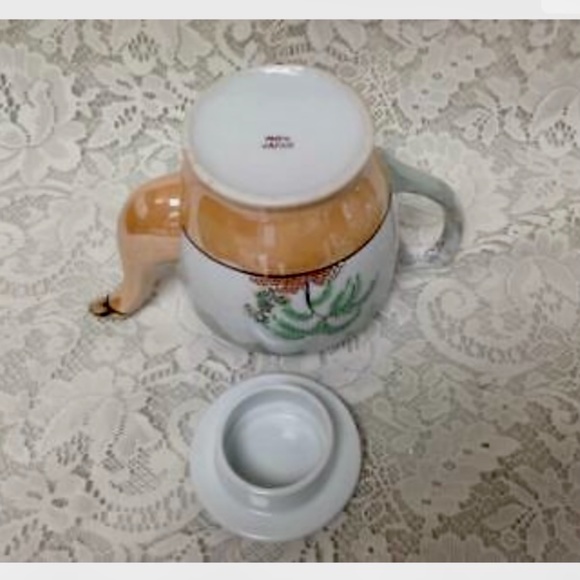 Vintage, 1930s, Japan, Lusterware, Variant Gaudy Blue Willow 5pc Tea Set - Picture 4 of 8